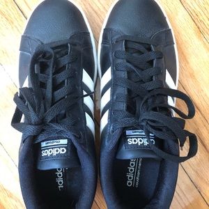 Size 6 cloud foam sneakers